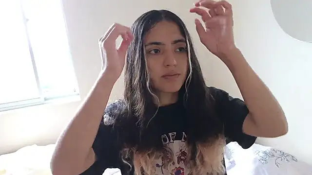 Snapshot of ViolettaSummer chatting on 02-22-25, 04:19 ViolettaSummer online show from 02-22-25, 04:19