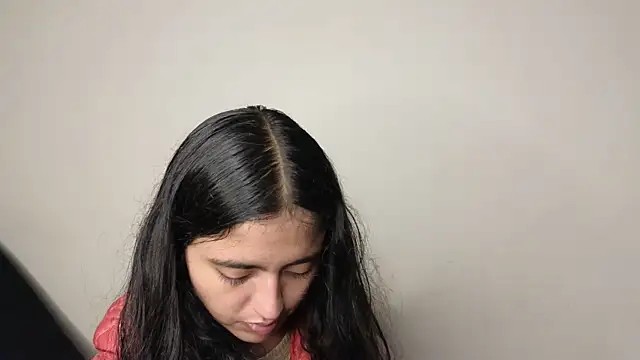 Snapshot of ViolettaSummer chatting on 03-23-25, 03:32 ViolettaSummer online show from 03-23-25, 03:32