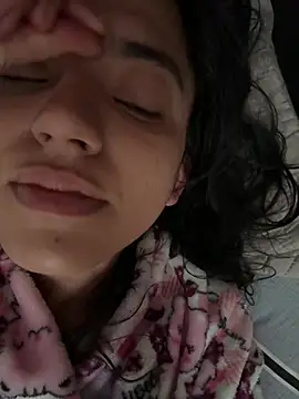 ViolettaSummer online show from 05-22-26, 01:42