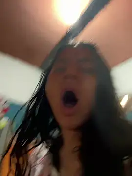 ViolettaSummer online show from 04-19-26, 12:06