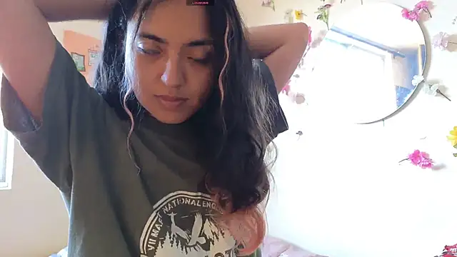 Snapshot of ViolettaSummer chatting on 01-11-25, 01:01 ViolettaSummer online show from 01-11-25, 01:01