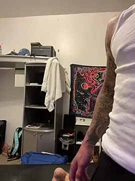 Snapshot of Papinine6 chatting on 04-05-26, 10:33 Papinine6 online show from 04-05-26, 10:33