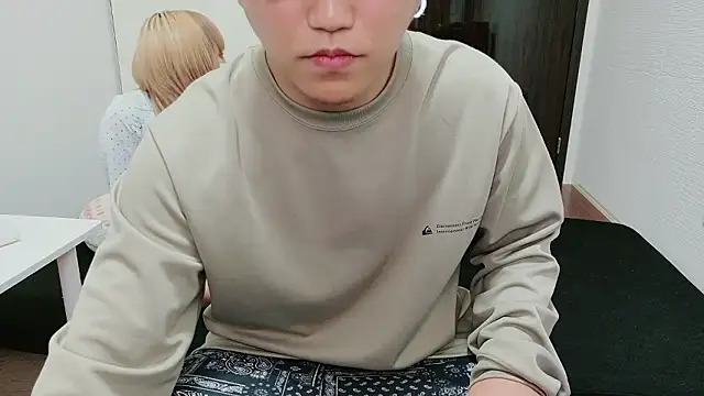Toms-BBQ online show from 06-15-26, 02:45