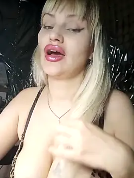 Freya Milf online show from 03-30-26, 08:05