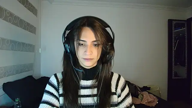 Dollbehavior  online show from 10-20-25, 03:08