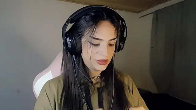 Dollbehavior  online show from 01-08-26, 03:23