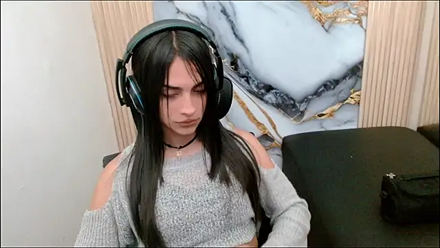 Dollbehavior  online show from 09-15-25, 03:18