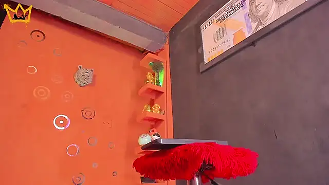 Snapshot of londoreales chatting on 09-20-25, 06:35 londoreales online show from 09-20-25, 06:35