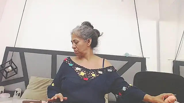 chanel grant online show from 11-04-25, 09:07