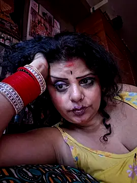 Snapshot of Maaya66 chatting on 03-06-25, 02:19 Maaya66 online show from 03-06-25, 02:19