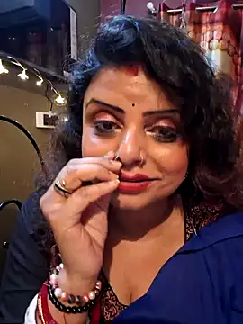 Snapshot of Maaya66 chatting on 01-29-25, 05:35 Maaya66 online show from 01-29-25, 05:35