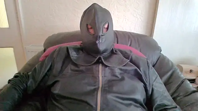Leatherman63 online show from 07-04-26, 06:20
