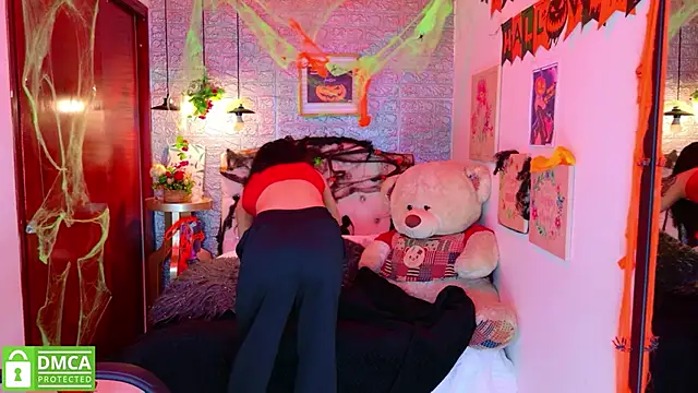 REDHOTTER  online show from 10-21-25, 08:19