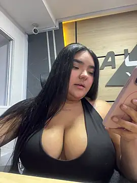 little lissiee online show from 05-10-26, 04:42