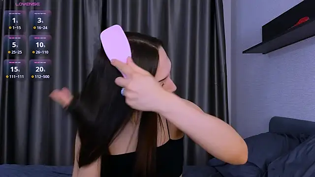 Kaia Sunshine Mia online show from 01-08-26, 02:23