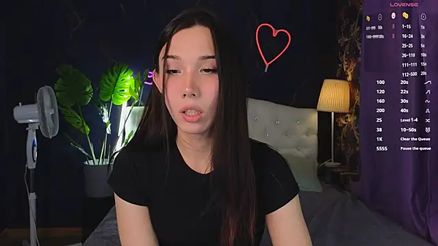 Kaia Sunshine Mia online show from 02-15-25, 02:11