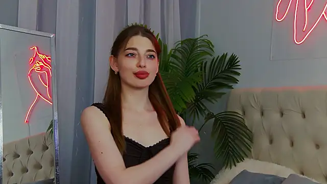 NicoleRosss online show from 05-27-26, 02:24