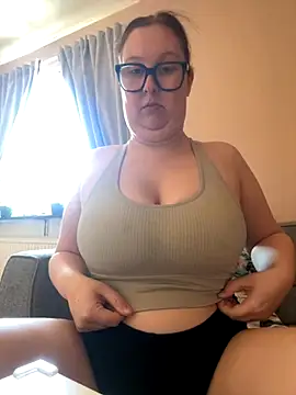 Misssmilf online show from 11-21-25, 10:47