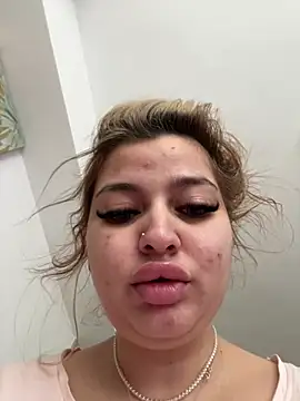 AllysonK online show from 04-22-26, 10:33