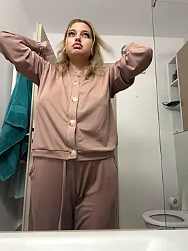 AllysonK online show from 11-29-25, 11:21