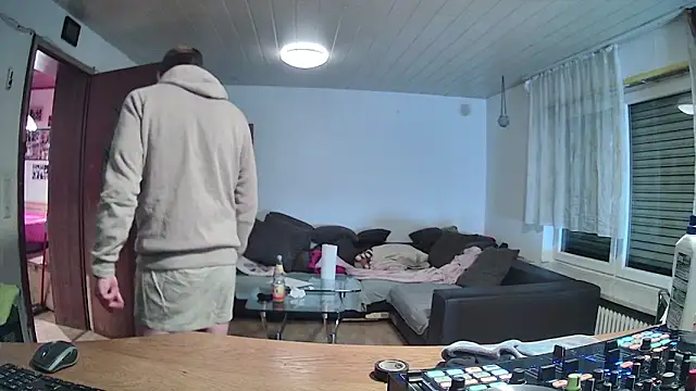 Snapshot of rosaeichel chatting on 02-10-26, 02:43 rosaeichel online show from 02-10-26, 02:43