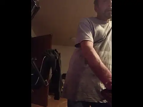 Snapshot of rosaeichel chatting on 03-23-26, 12:00 rosaeichel online show from 03-23-26, 12:00