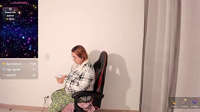 maryluna95 online show from 11-13-25, 05:55