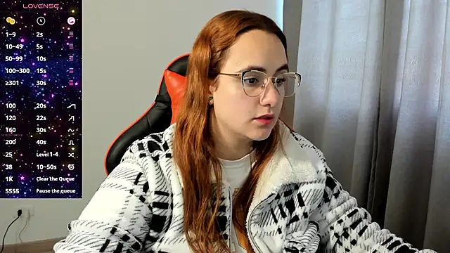 Snapshot of maryluna95 chatting on 10-06-25, 09:59 maryluna95 online show from 10-06-25, 09:59