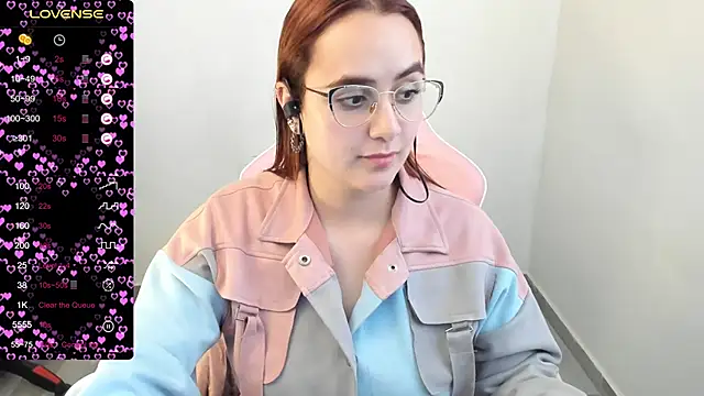 Snapshot of maryluna95 chatting on 02-17-25, 10:49 maryluna95 online show from 02-17-25, 10:49