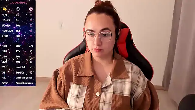 Snapshot of maryluna95 chatting on 10-08-25, 11:27 maryluna95 online show from 10-08-25, 11:27