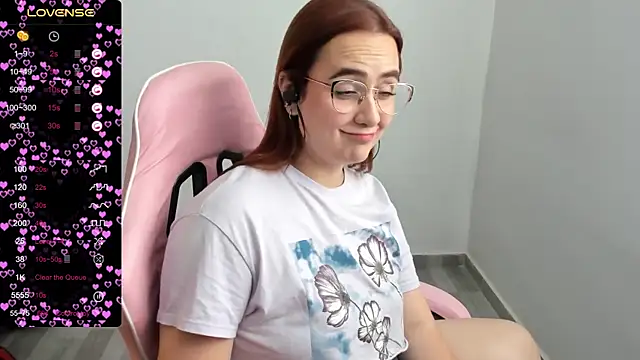 Snapshot of maryluna95 chatting on 02-18-25, 08:36 maryluna95 online show from 02-18-25, 08:36