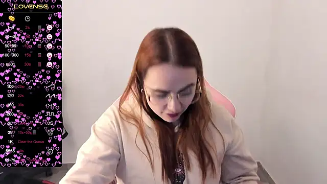 Snapshot of maryluna95 chatting on 03-04-25, 12:18 maryluna95 online show from 03-04-25, 12:18