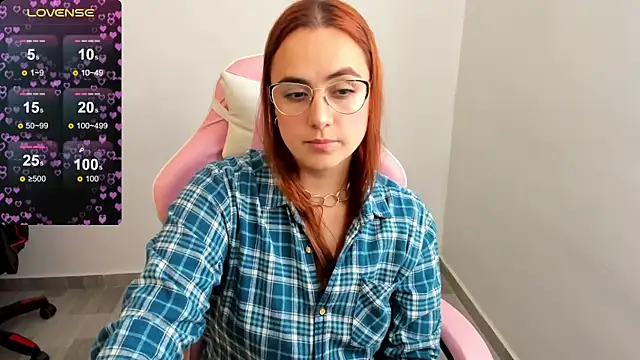 Snapshot of maryluna95 chatting on 01-22-25, 05:06 maryluna95 online show from 01-22-25, 05:06