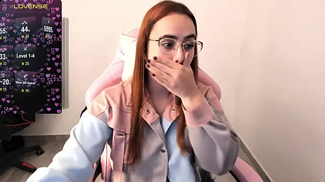 Snapshot of maryluna95 chatting on 01-29-25, 11:56 maryluna95 online show from 01-29-25, 11:56