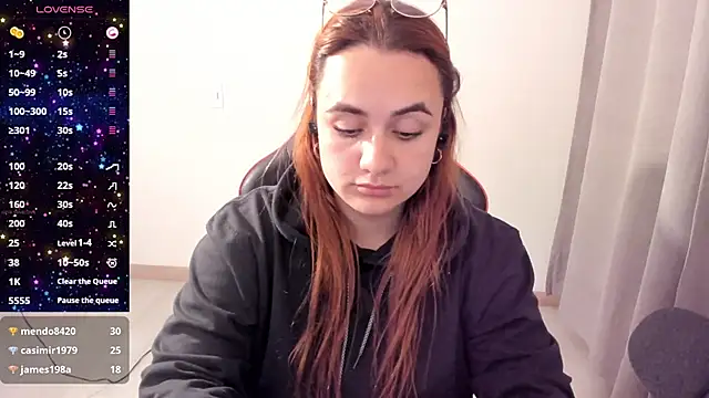 maryluna95 online show from 10-31-25, 03:03