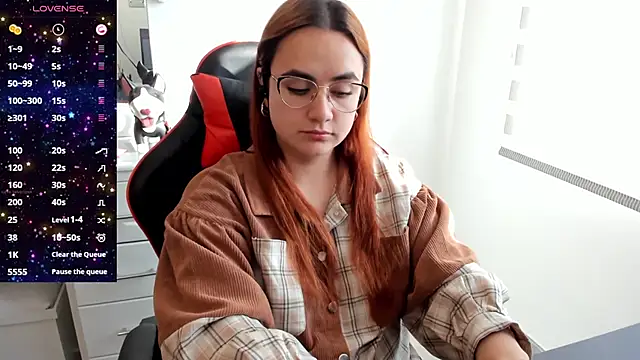 Snapshot of maryluna95 chatting on 09-19-25, 09:08 maryluna95 online show from 09-19-25, 09:08