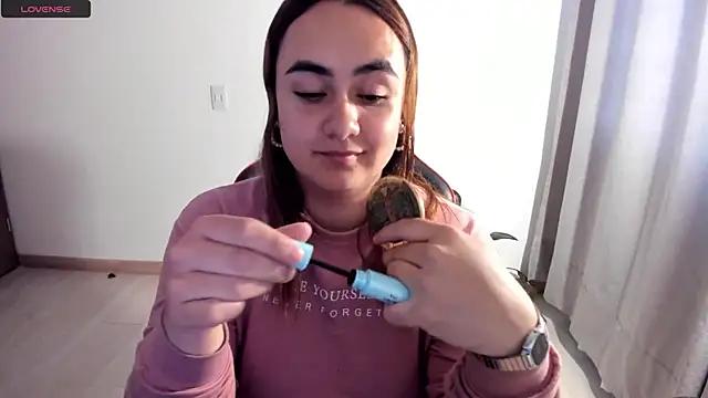 maryluna95 online show from 04-16-26, 08:31