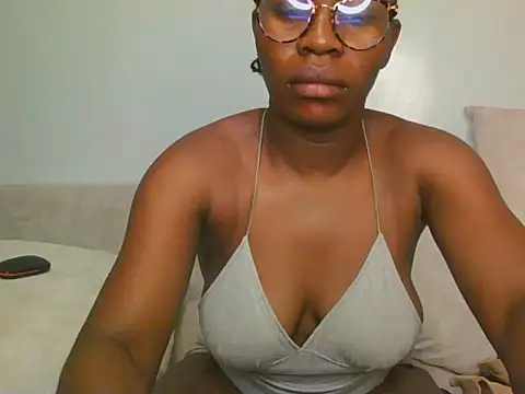 Snapshot of lisaa544 chatting on 07-18-26, 03:48 lisaa544 online show from 07-18-26, 03:48