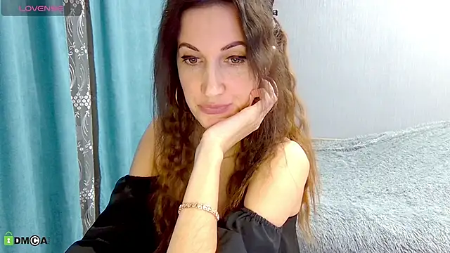 Snapshot of Bany_Brandy chatting on 10-23-25, 11:58 Bany Brandy online show from 10-23-25, 11:58