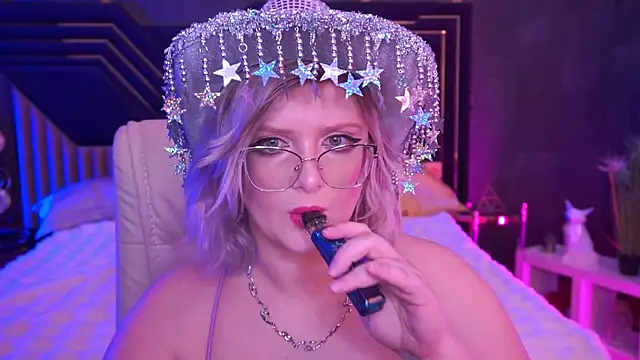 CoolTatis online show from 12-21-25, 07:32