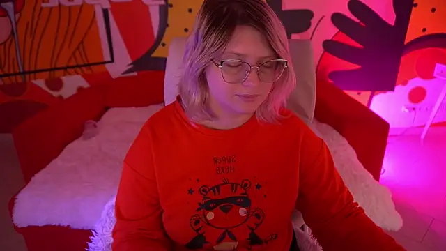 Snapshot of CoolTatis chatting on 02-08-26, 07:28 CoolTatis online show from 02-08-26, 07:28