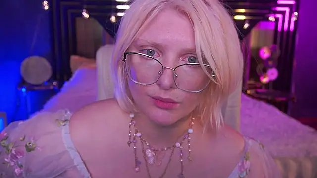 CoolTatis online show from 03-30-26, 07:10