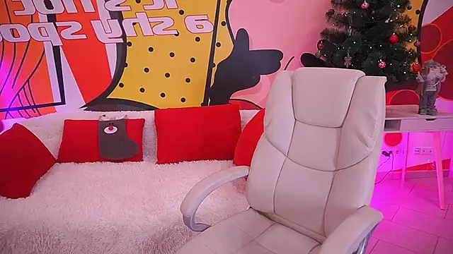 CoolTatis online show from 12-22-25, 09:20