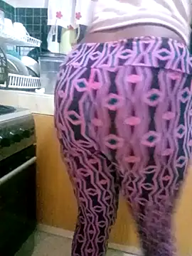 zainabsmile online show from 11-03-25, 05:05