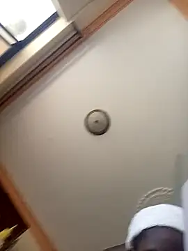 zainabsmile online show from 10-08-25, 10:17