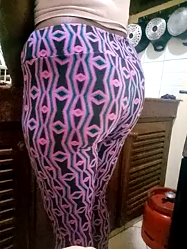 zainabsmile online show from 10-15-25, 04:26