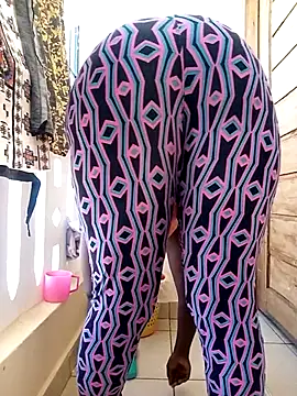 zainabsmile online show from 11-11-25, 12:00