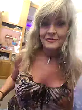 annika lately online show from 05-14-26, 06:05