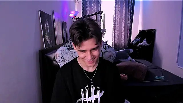 Foxicfu online show from 03-08-26, 08:39