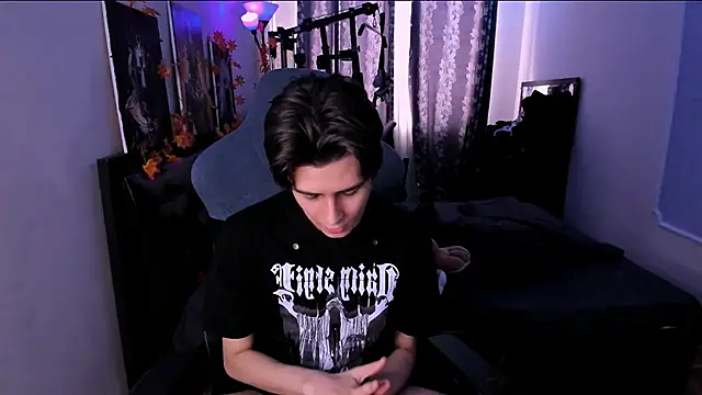 Foxicfu online show from 01-17-26, 08:07